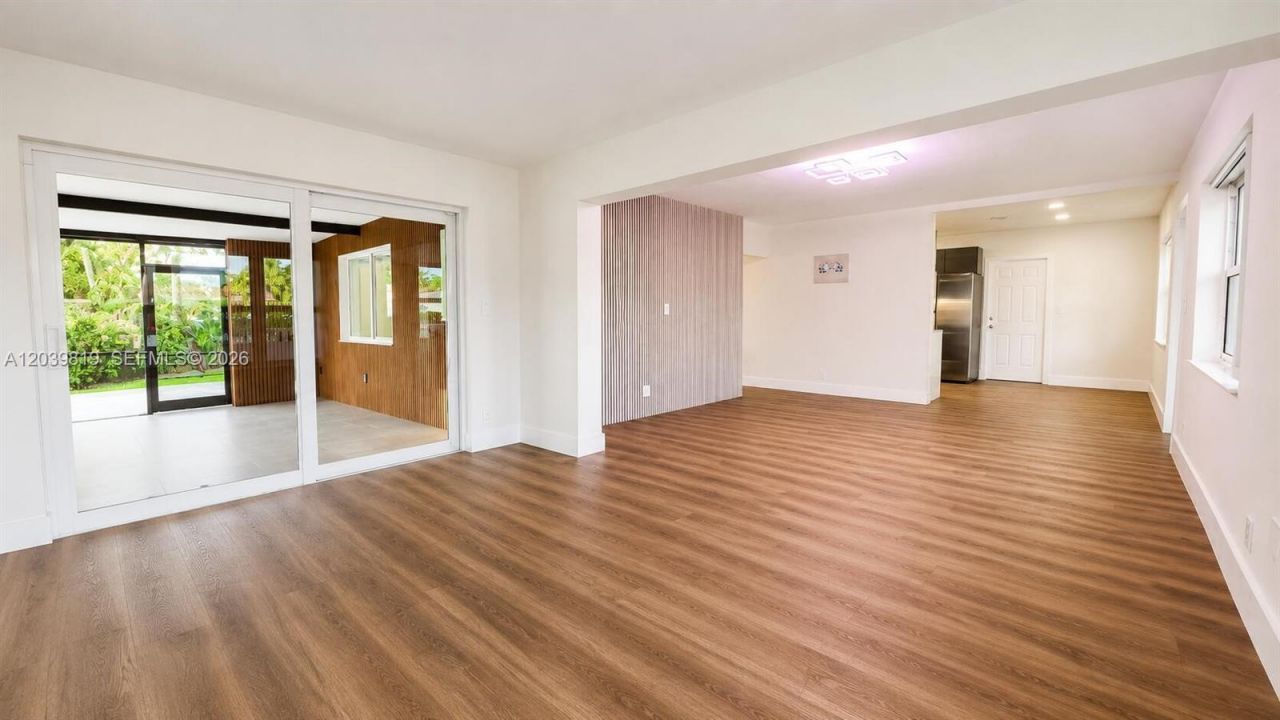 1155 Hayes St , Hollywood, FL 33019 Photo