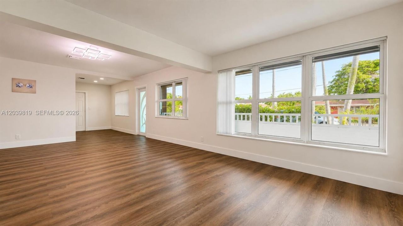 1155 Hayes St , Hollywood, FL 33019 Photo