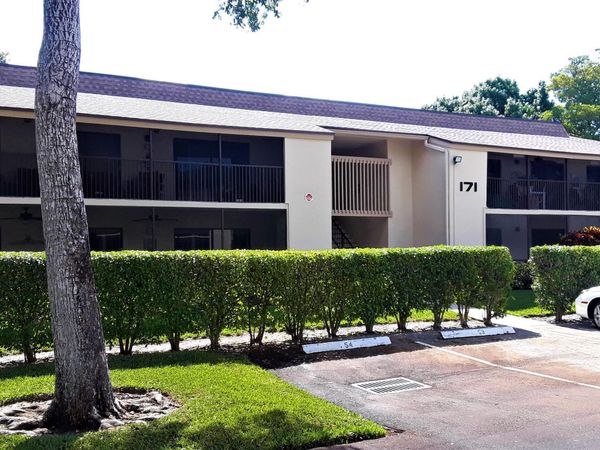 171 Deer Creek Boulevard, Unit 701, Deerfield Beach, FL 33442