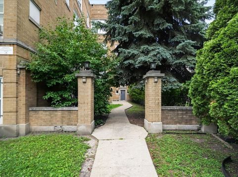 Main Photo