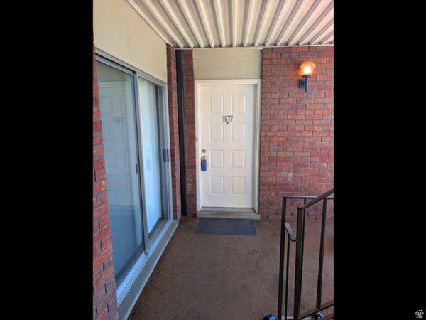 1677 N HICKORY LN W, Provo, UT 84604