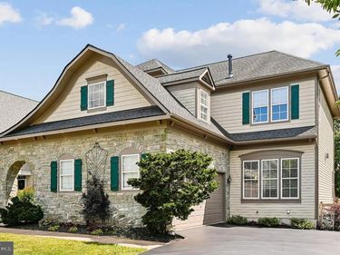 9046 ROARING SPRING LOOP, BRISTOW, VA 20136