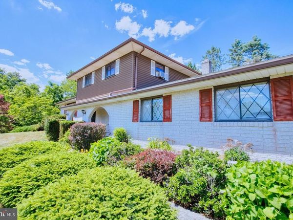 211 REEDSVILLE ROAD, SCHUYLKILL HAVEN, PA 17972