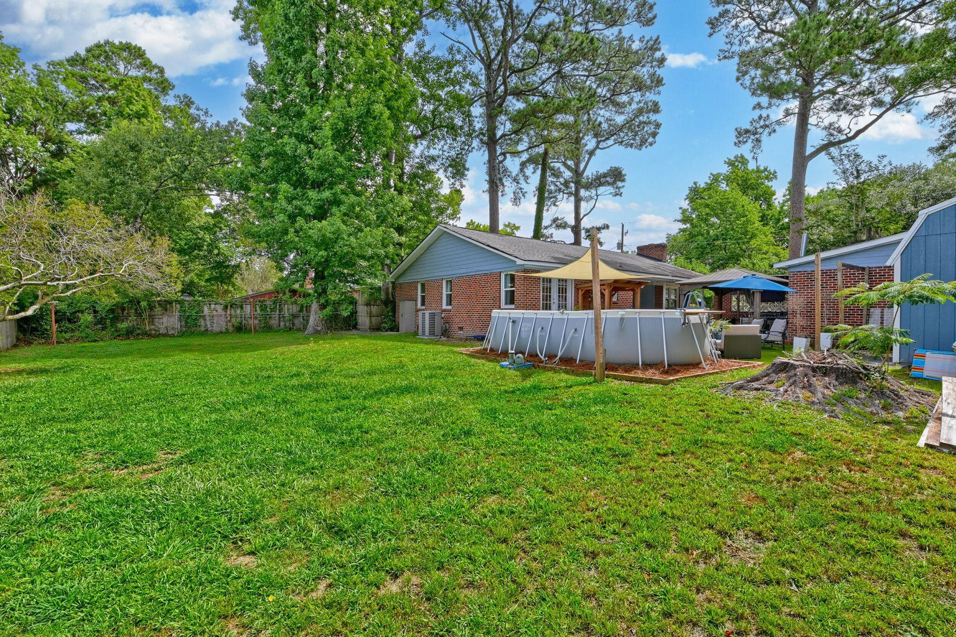 843 Trent Street Photo 24