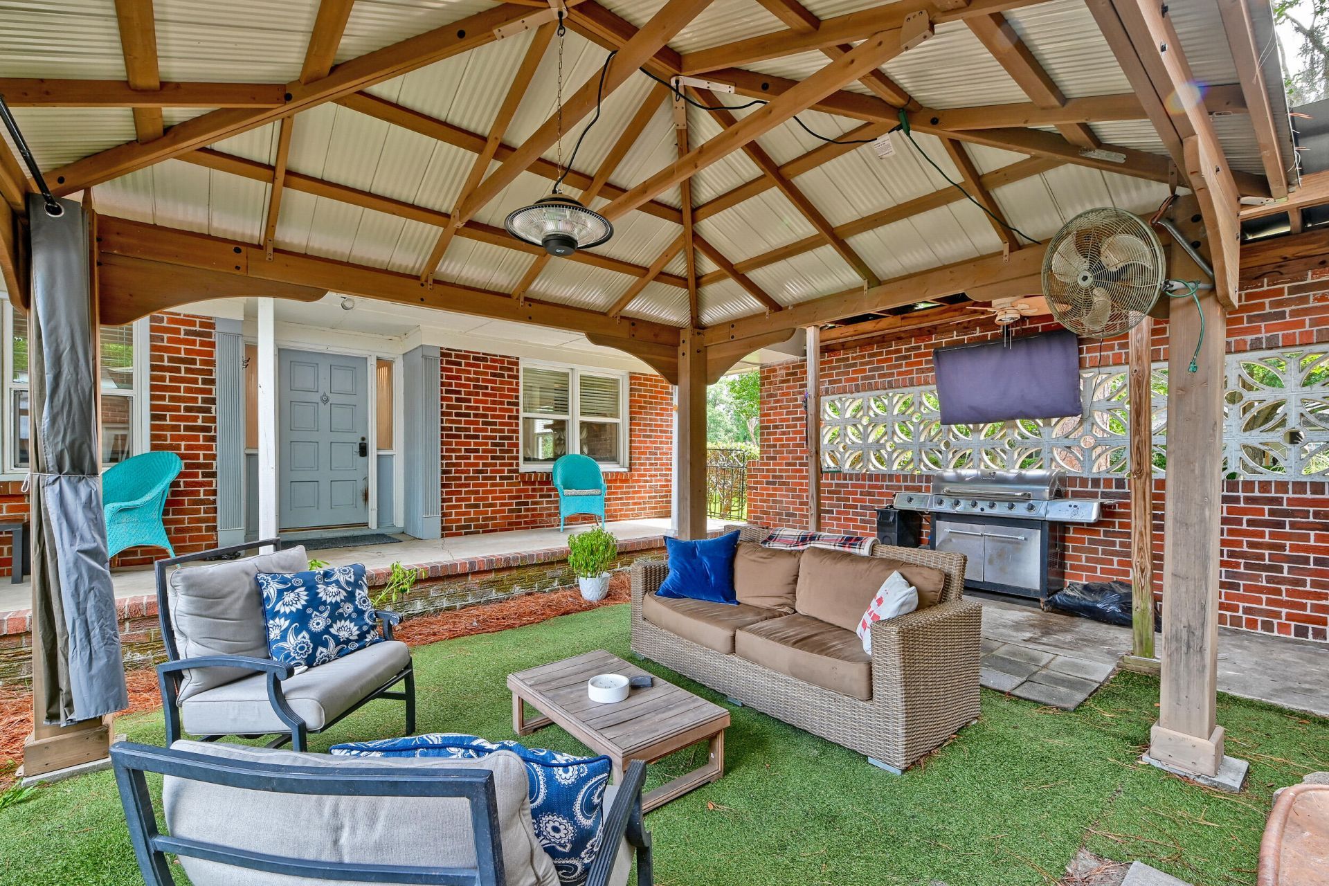 843 Trent Street Photo 25
