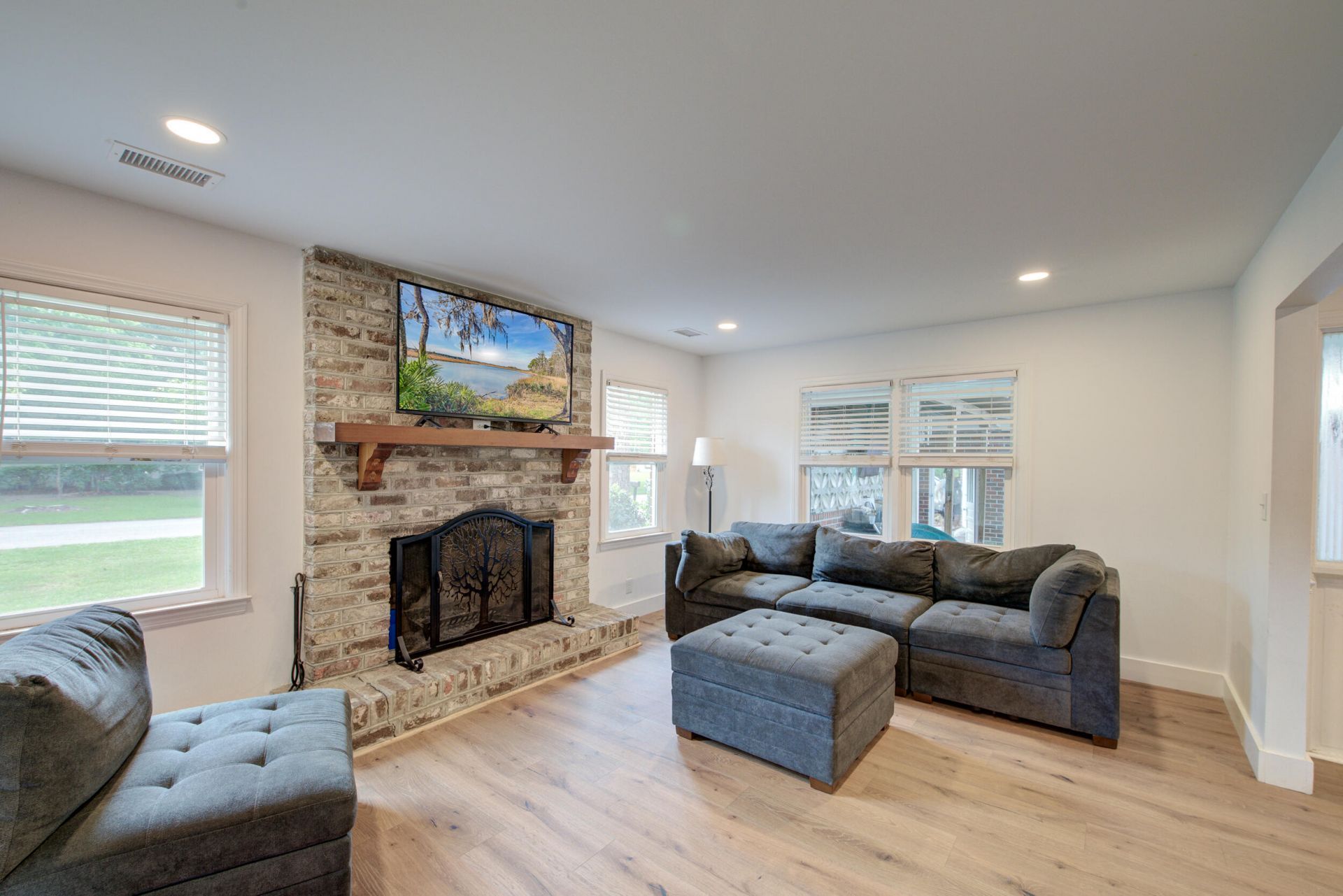 843 Trent Street Photo 28