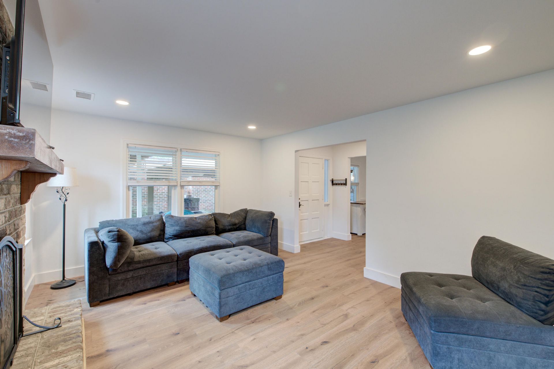 843 Trent Street Photo 30