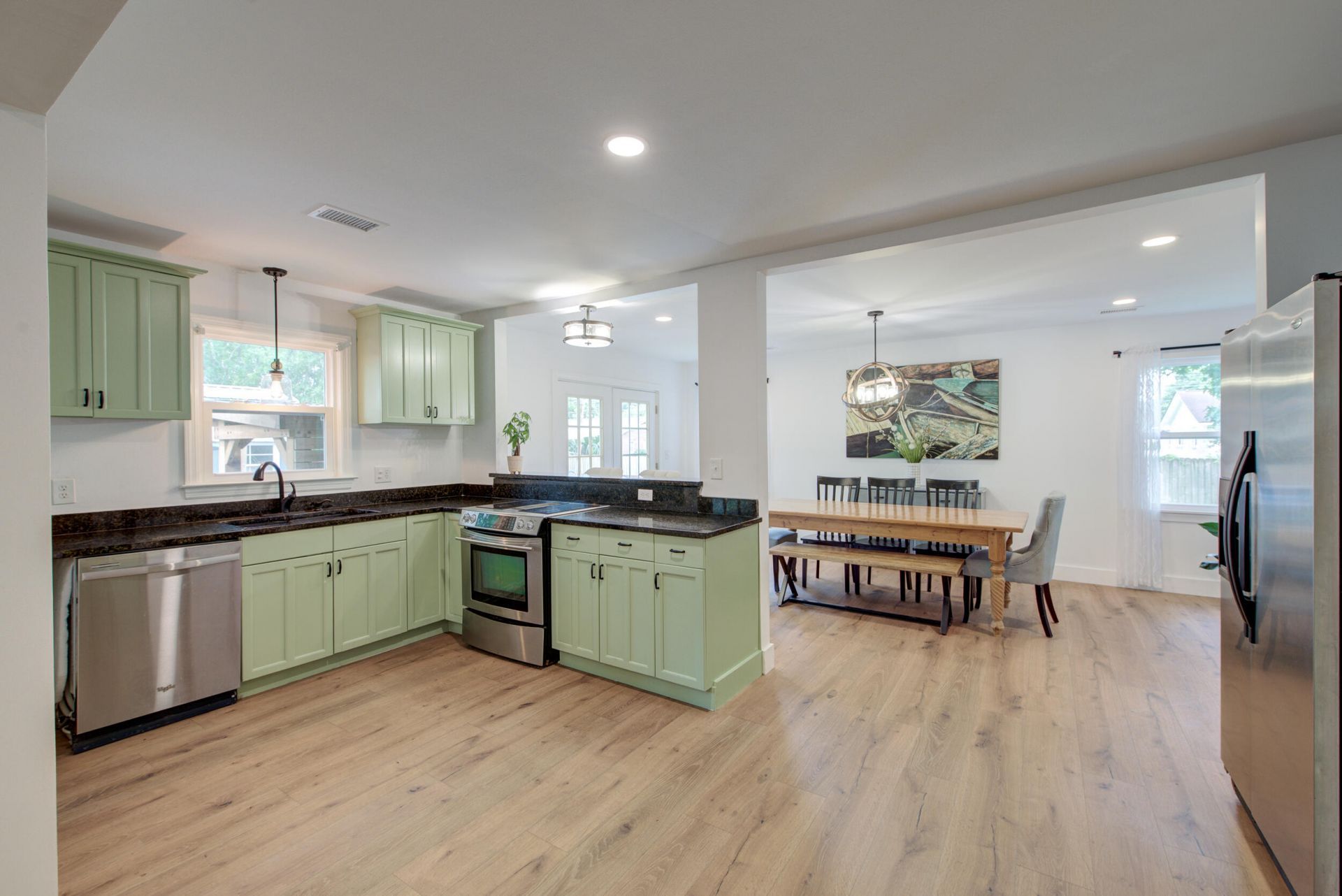843 Trent Street Photo 36