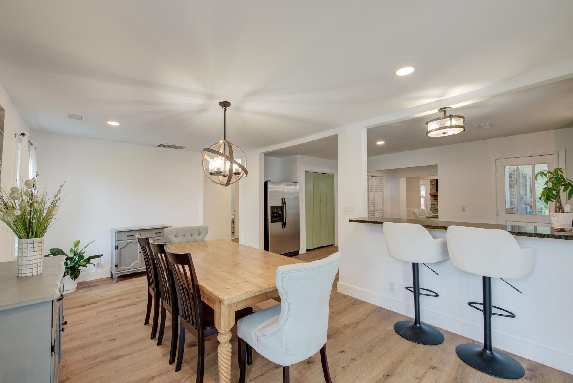 843 Trent Street Photo 37