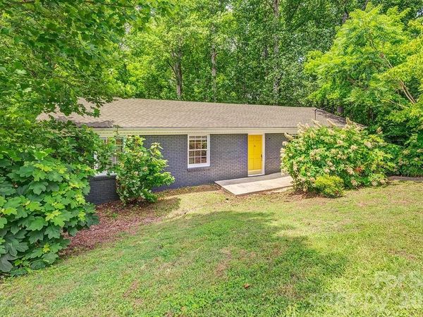 364 Pearson Drive , Asheville, NC 28801