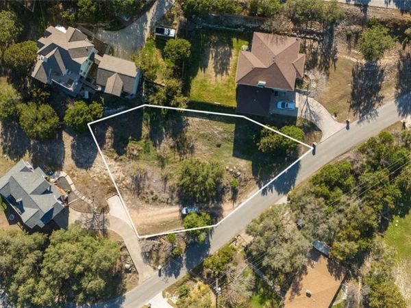 22411 Briarview DR, Spicewood, TX 78669