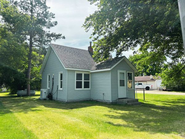 300 State Avenue, Villard, MN 56385