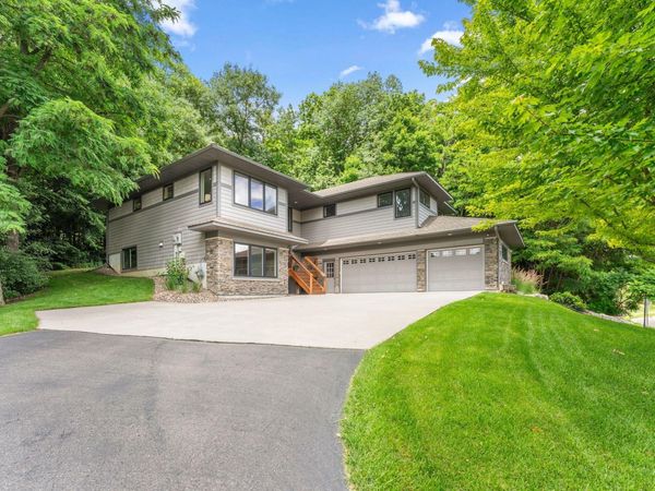 14886 Jeffers Pass NW, Prior Lake, MN 55372