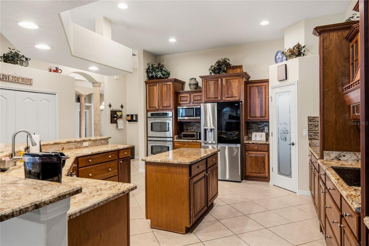 5977 Lake Melrose Drive, Orlando, FL 32829 Photo