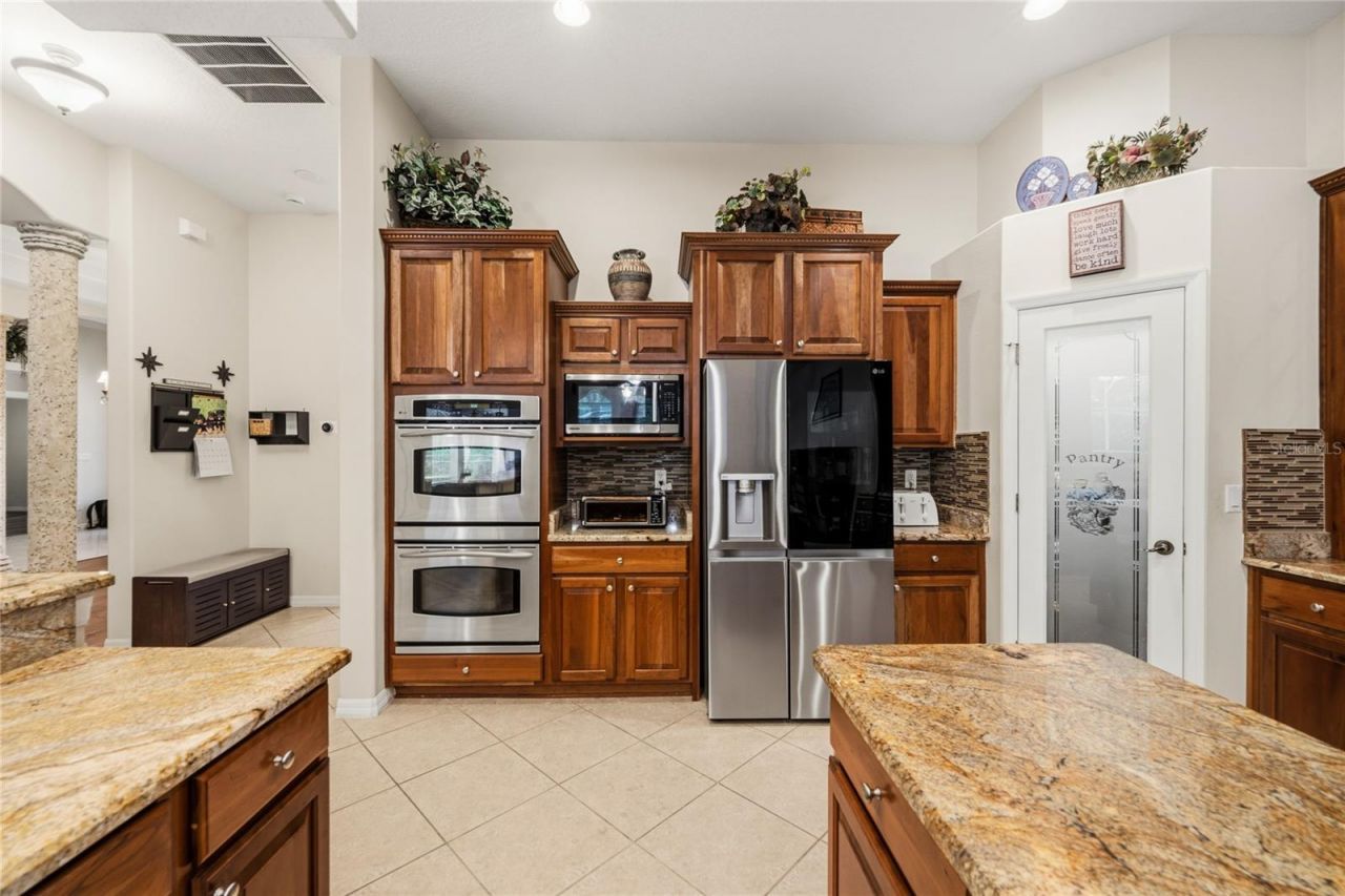 5977 Lake Melrose Drive, Orlando, FL 32829 Photo