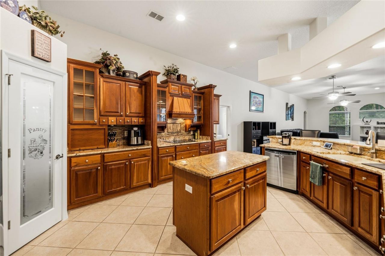 5977 Lake Melrose Drive, Orlando, FL 32829 Photo
