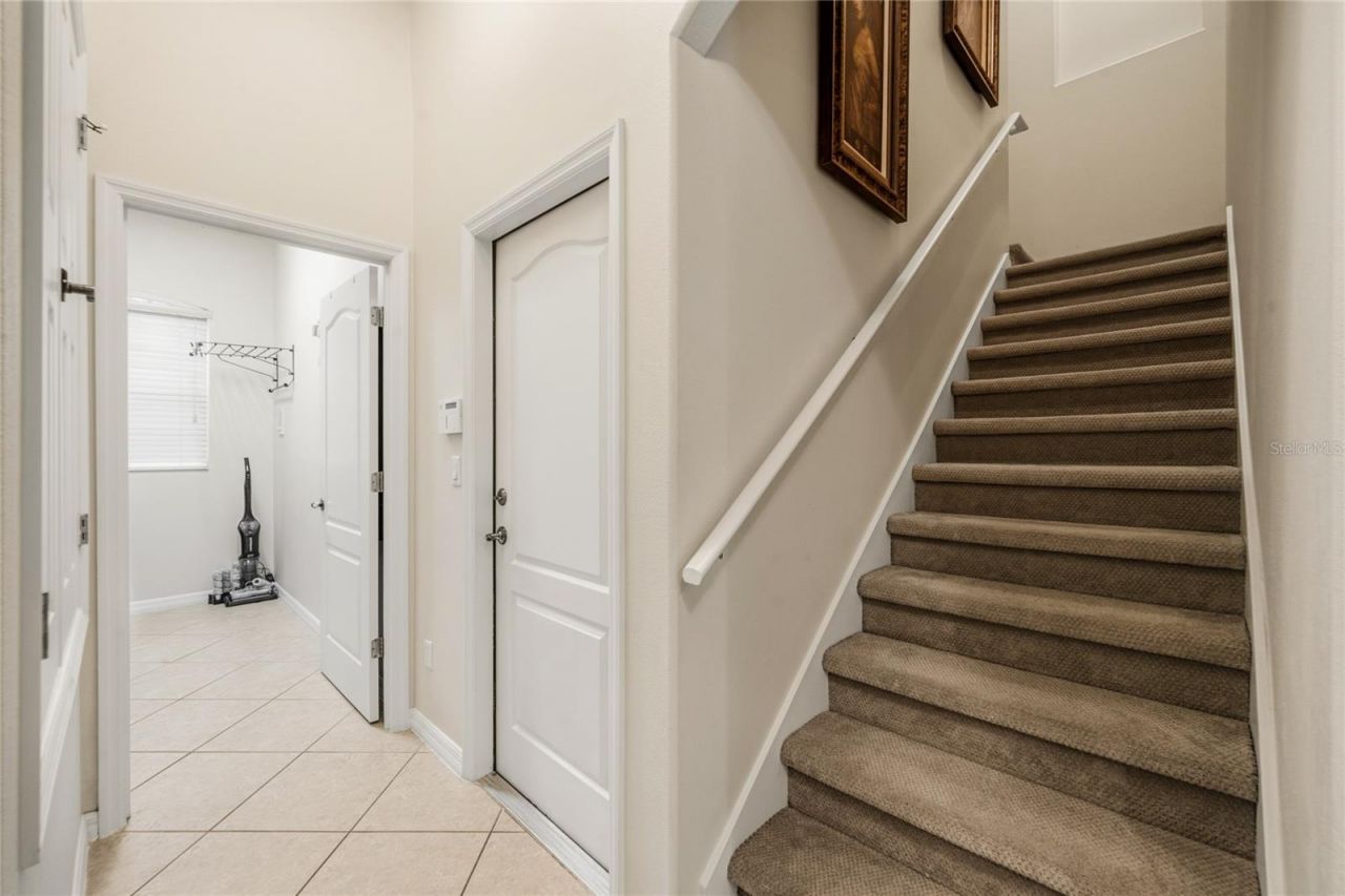 5977 Lake Melrose Drive, Orlando, FL 32829 Photo
