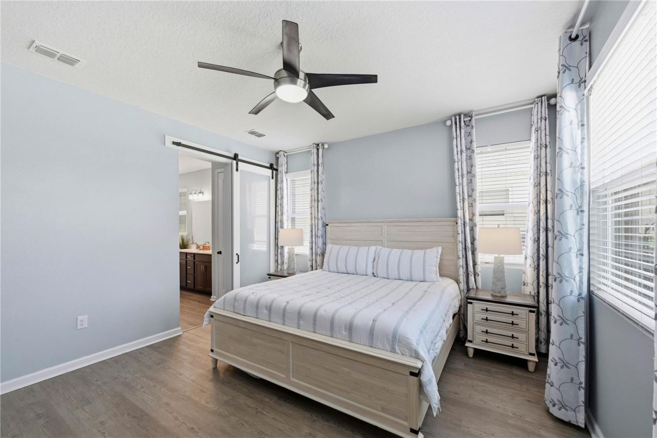 4005 Swan Goose Court , Okahumpka, FL 34762 Photo