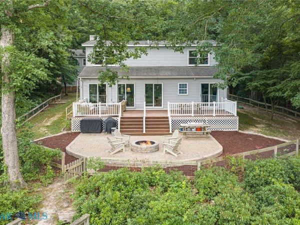 70 Mill Ridge Road, Hartfield, VA 23071