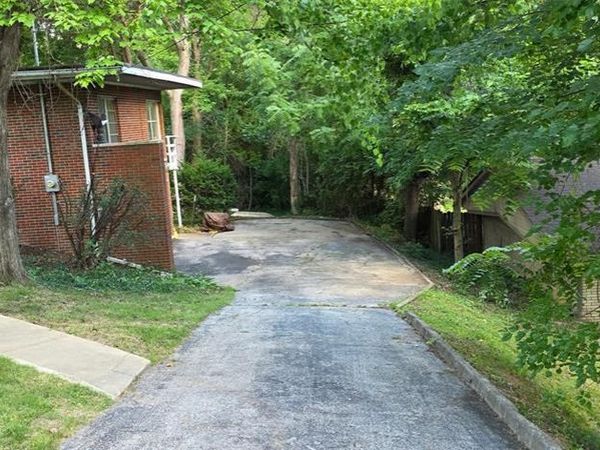 828 Willoway Avenue , East Alton, IL 62024