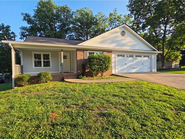 45 Griffith Street , Buchanan, GA 30113