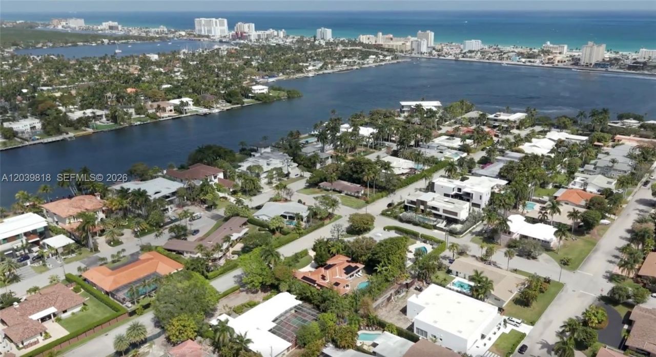 1014 Jefferson St , Hollywood, FL 33019 Photo