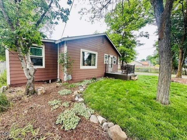 4423 Winter Avenue, Klamath Falls, OR 97603