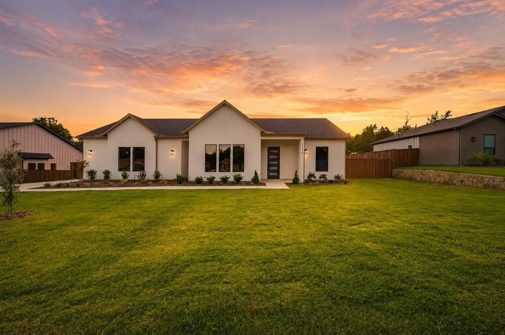 2626 Bainbridge Drive, Dallas, TX 75237 Main Photo