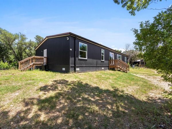 4674 Azle Highway, Weatherford, TX 76085