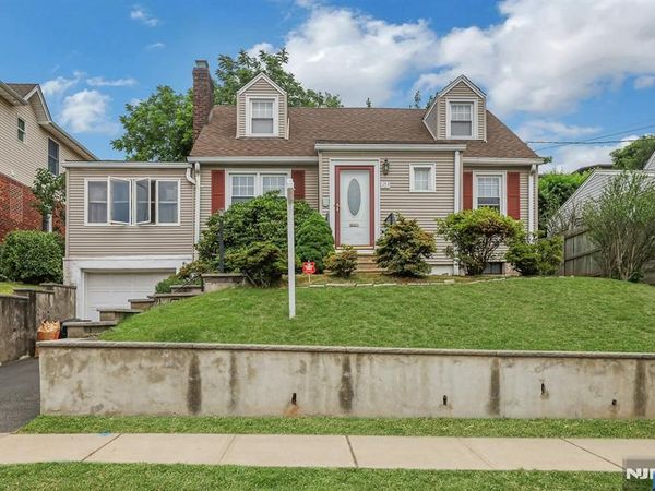 103 6th Street, WOOD RIDGE, NJ 07075