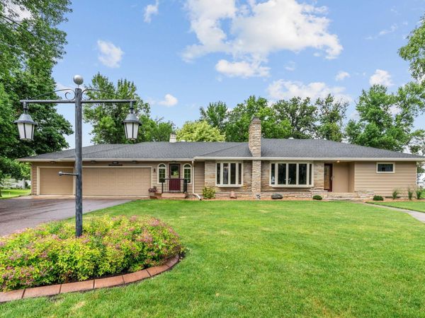 719 Park Avenue, Hamburg, MN 55339