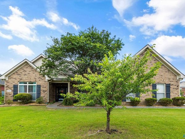6701 Mceachern Lane, Owens Cross Roads, AL 35763