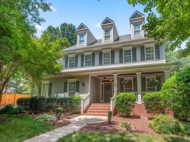204 Grantwood Drive, Holly Springs, NC 27540
