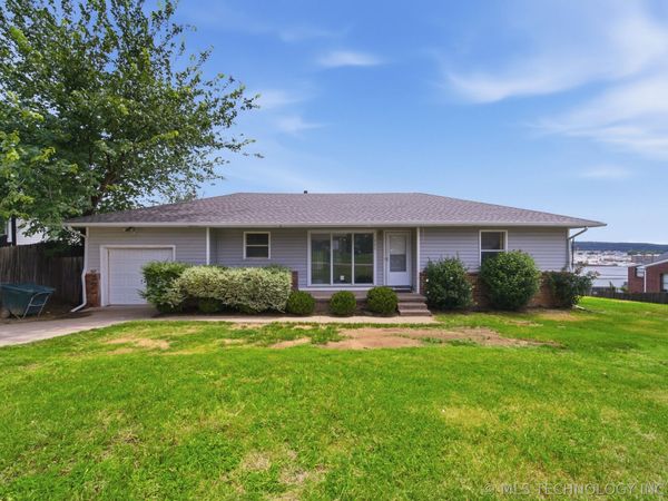 501 Washington Avenue , Sand Springs, OK 74063