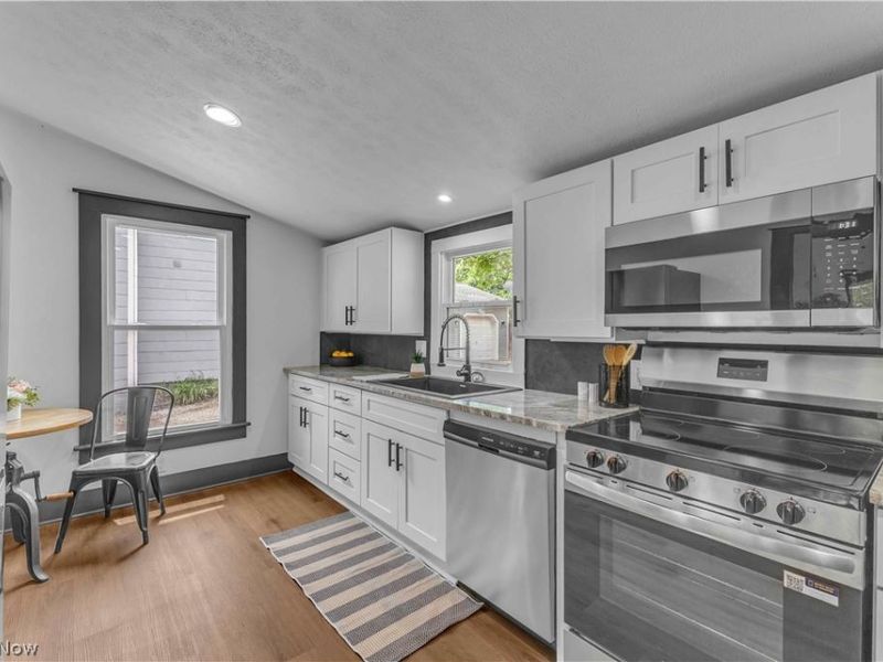 137 N Vine Street, Medina, OH 44256 Photo 8