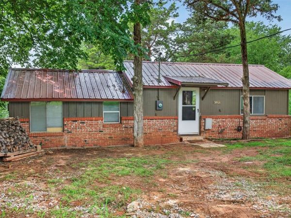 21360 E Tenth Street, Hinton, OK 73064