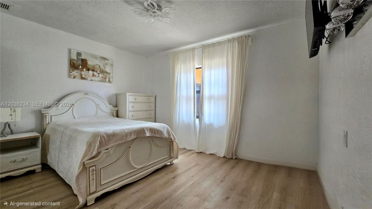 741 Tyler St , Hollywood, FL 33019 Photo