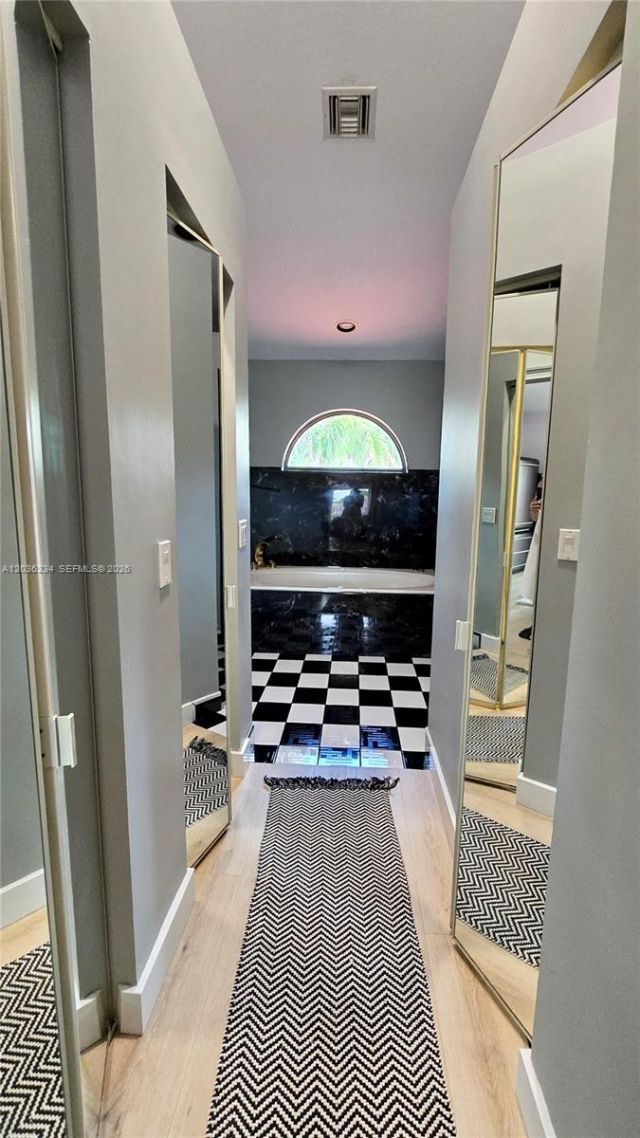 741 Tyler St , Hollywood, FL 33019 Photo