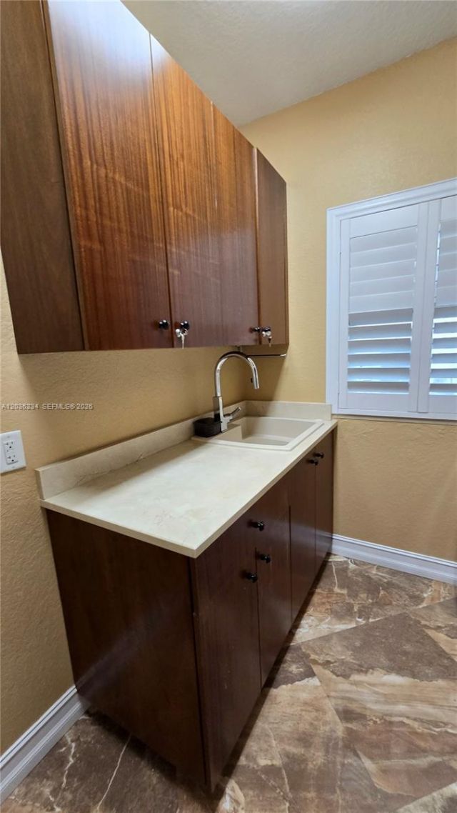 741 Tyler St , Hollywood, FL 33019 Photo