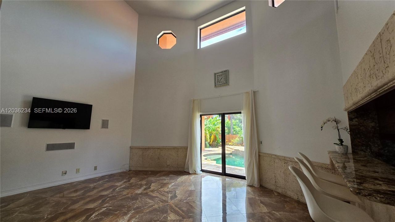741 Tyler St , Hollywood, FL 33019 Photo