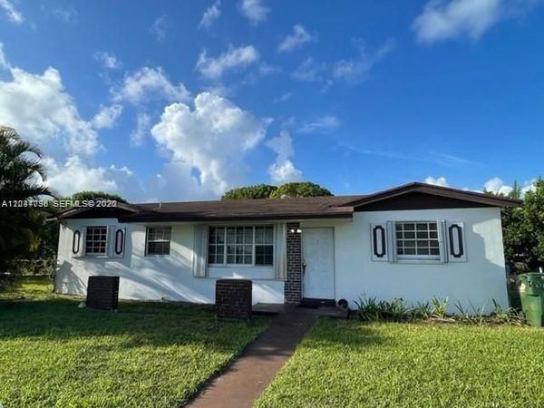 2730 NW 208th Ter , Miami Gardens, FL 33056