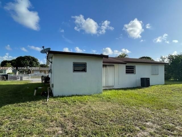 2730 NW 208th Ter, Miami Gardens, FL 33056 Photo