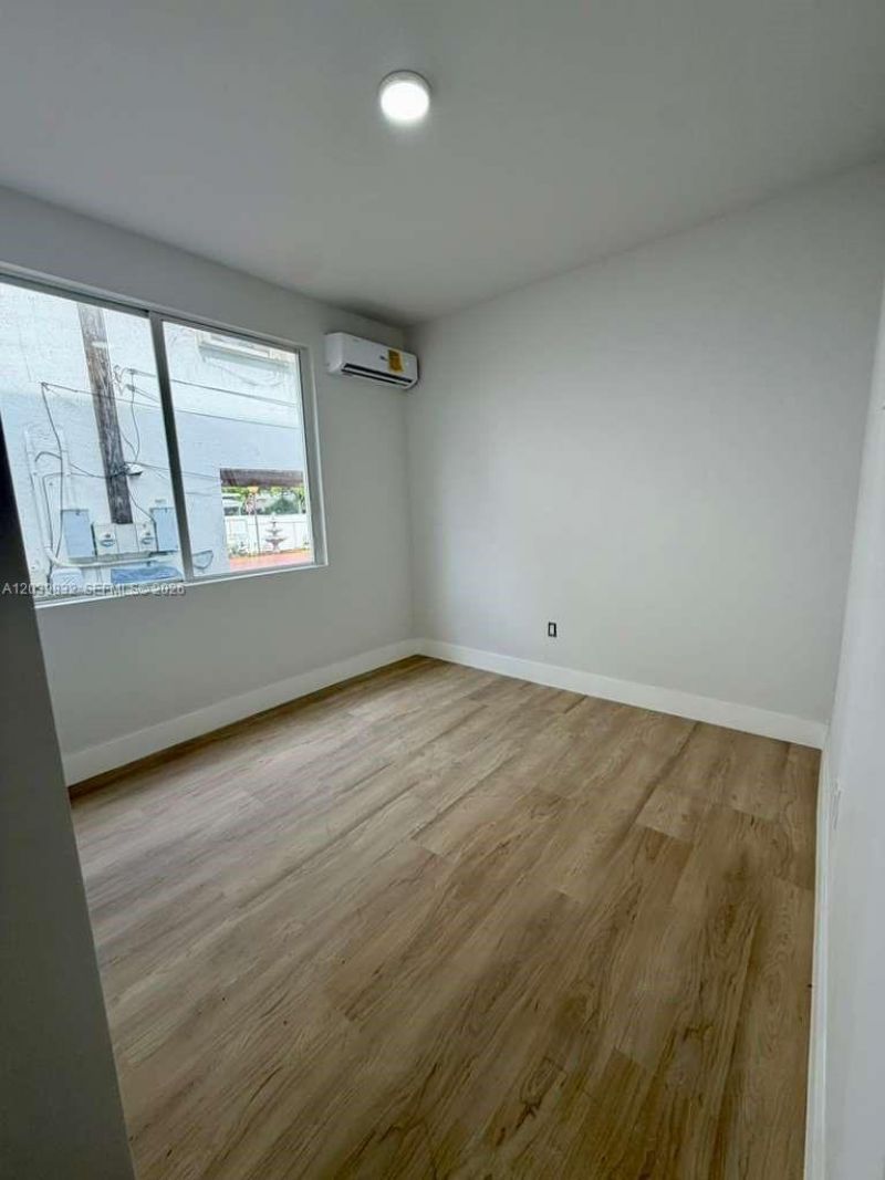 2425 SW 6th St , Unit 3, Miami, FL 33135 Photo