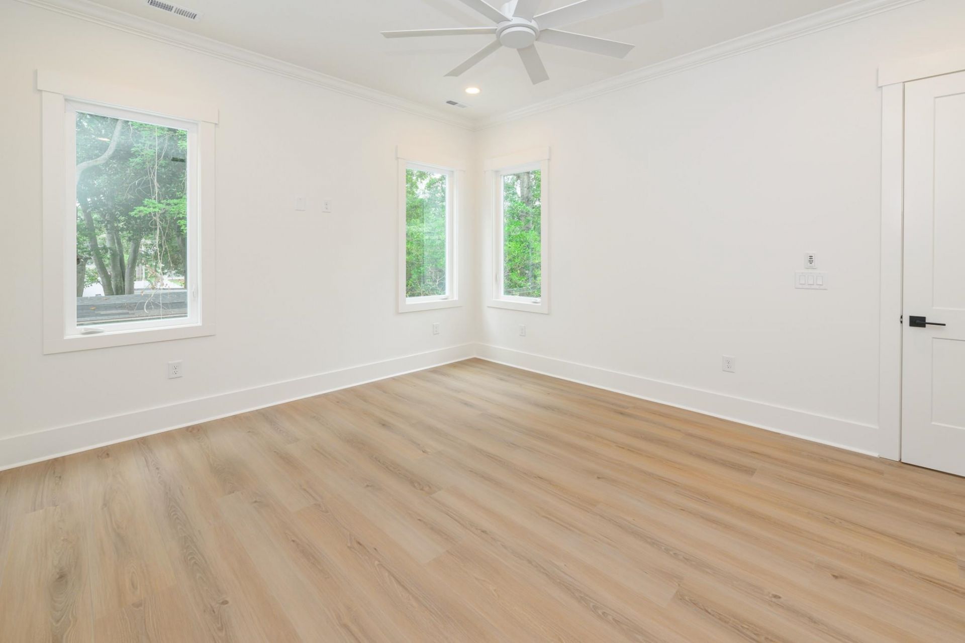 713 3rd Ave. N Photo 32