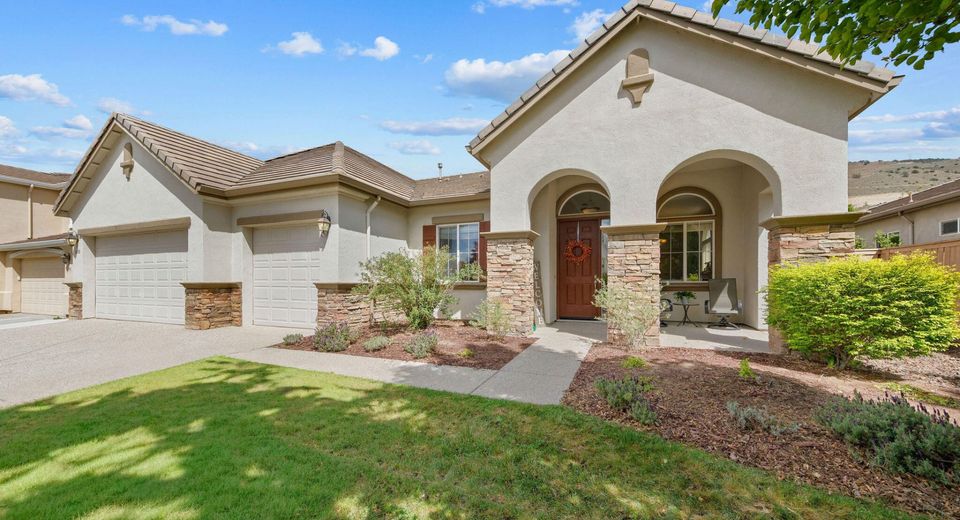 10770 Summer Glen Drive, Reno, NV 89521 Photo
