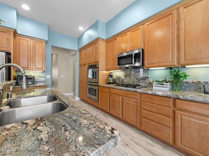 10770 Summer Glen Drive, Reno, NV 89521 Photo