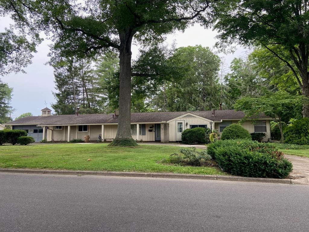 195 N High Street, Jackson, OH 45640 Main Photo