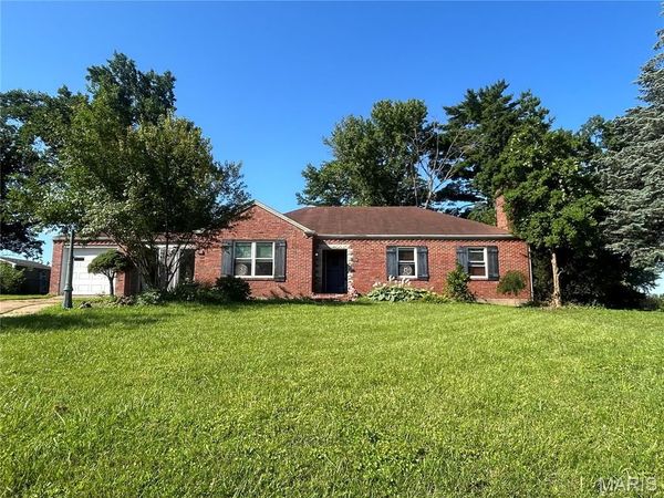 1306 E 3rd Street, Washington, MO 63090