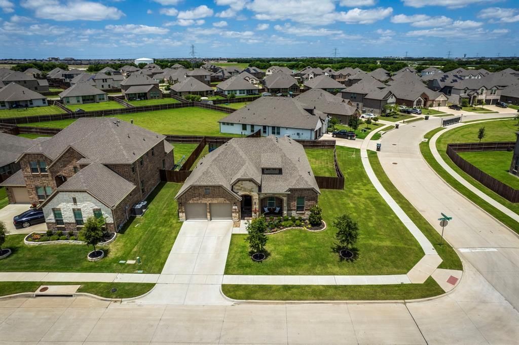 3660 Twin Pines Drive, Grand Prairie, TX 76065 Main Photo