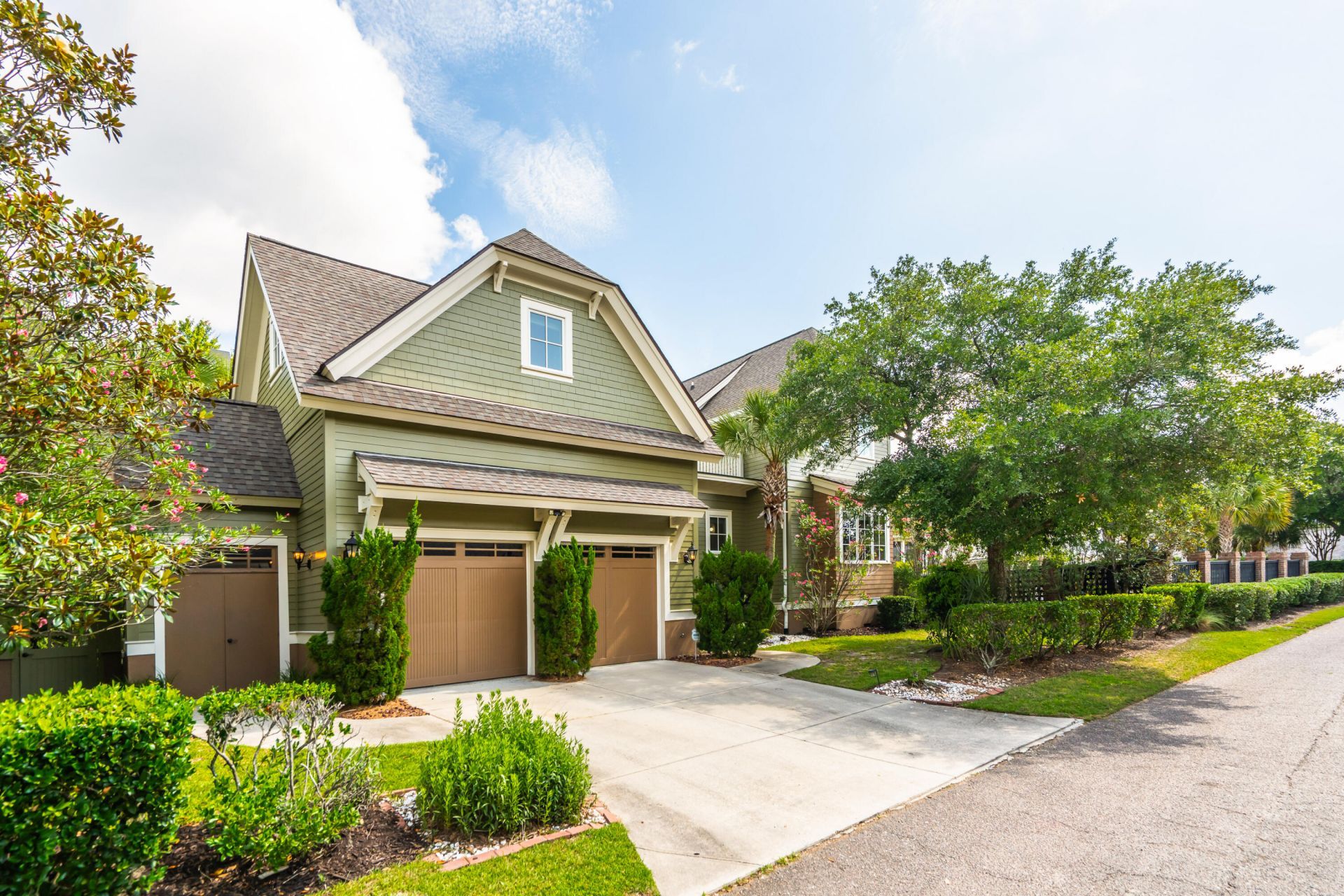 67 Delahow Street Photo 106